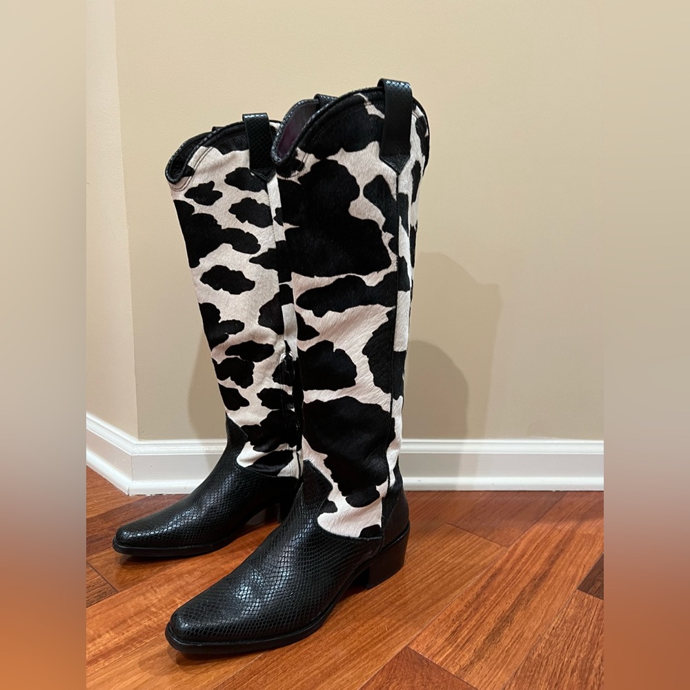 EUC Donald Pliner Marina Cowgirl Boots